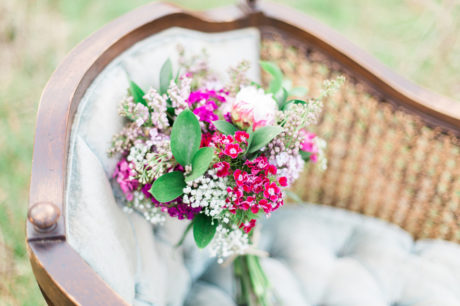 rustic purple bouquet / image by emily jane photography